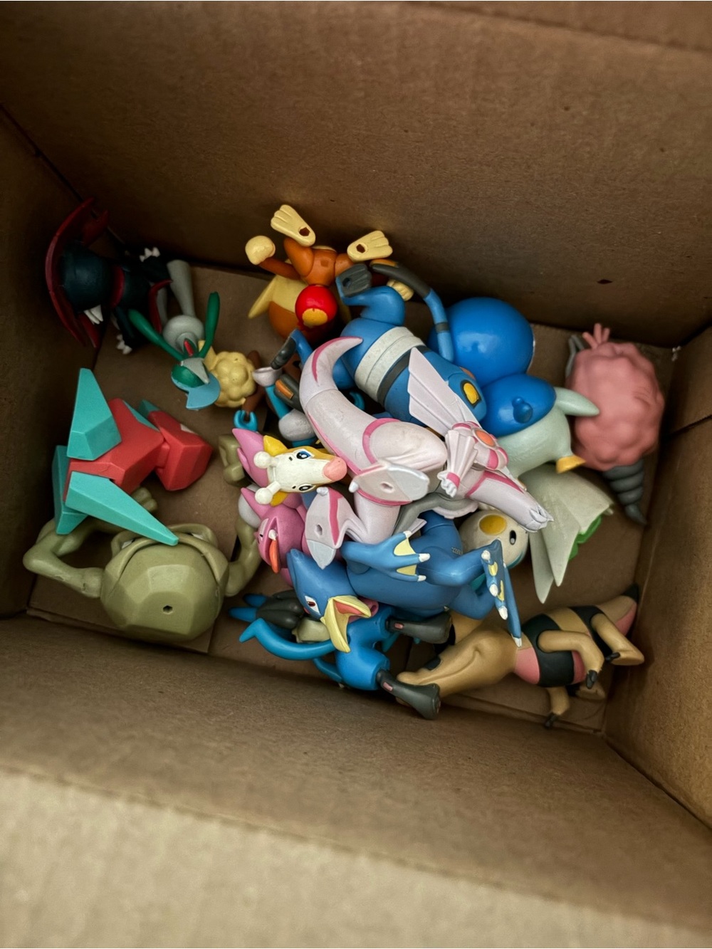 Pokémon figurines